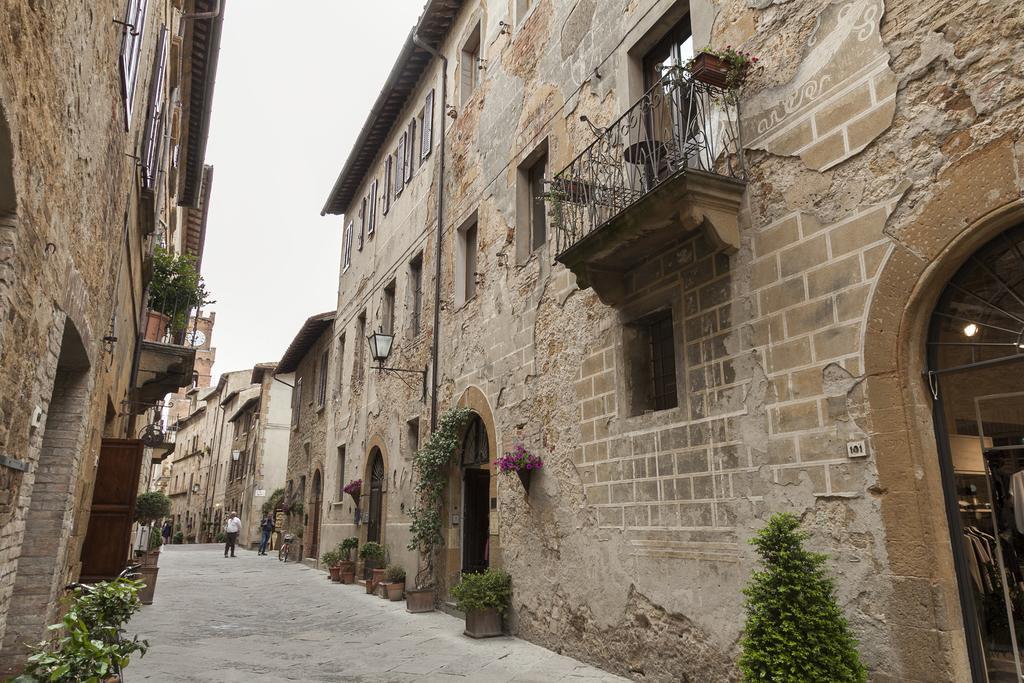 Affittacamere Del Corso Pienza Luaran gambar